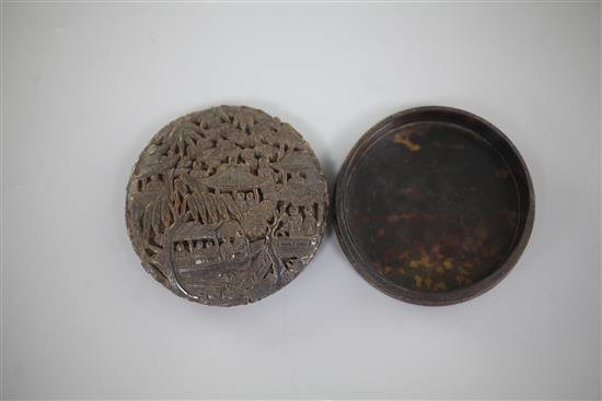 A 19th century Chinese tortoiseshell snuff box, 3in.